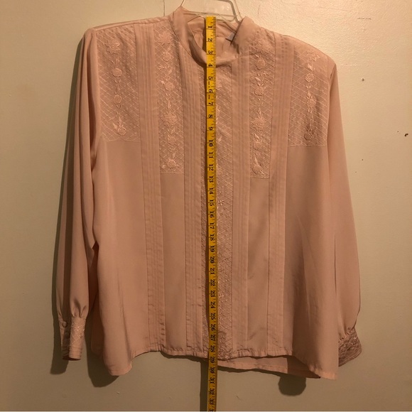 Cali DIV. of Carry Back LTD. Vintage Blouse, size 44. - Picture 6 of 12
